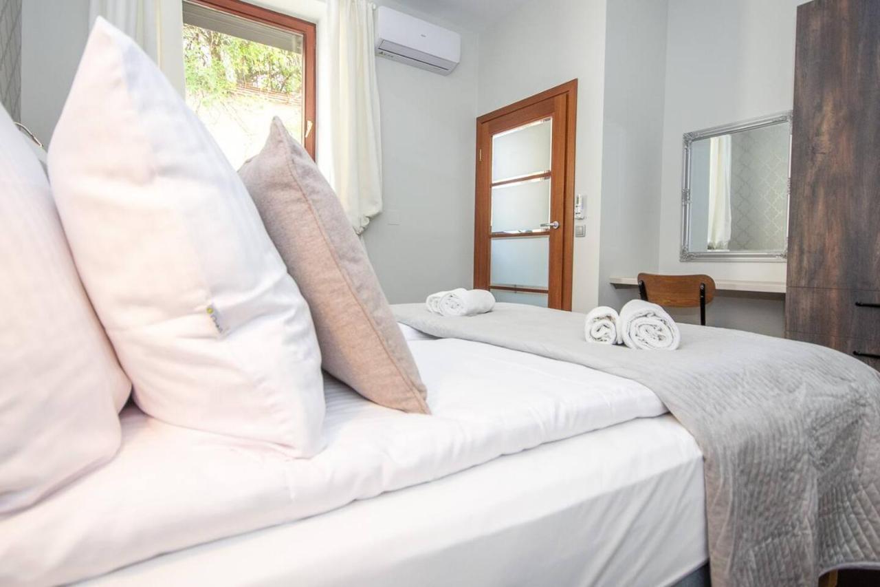 Inpoint 2-Bedrooms Apartment With Private Garden And Free Parking 克拉科夫 外观 照片